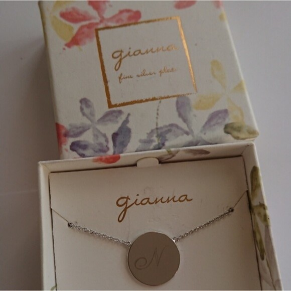 Gianna Engraved Script Initial Disc necklace - letter "N" - Picture 1 of 4